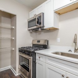 kitchen at Retreat at Copper Creek located in Greensboro, NC